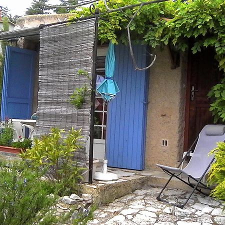 Petit Studio Atypique Et Cosy En Provence Saint-Étienne-les-Orgues Exterior photo